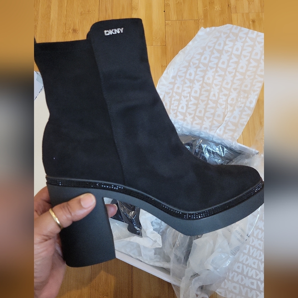 DKNY Telsi Black Rhinestone Platform Boots 11 NWB